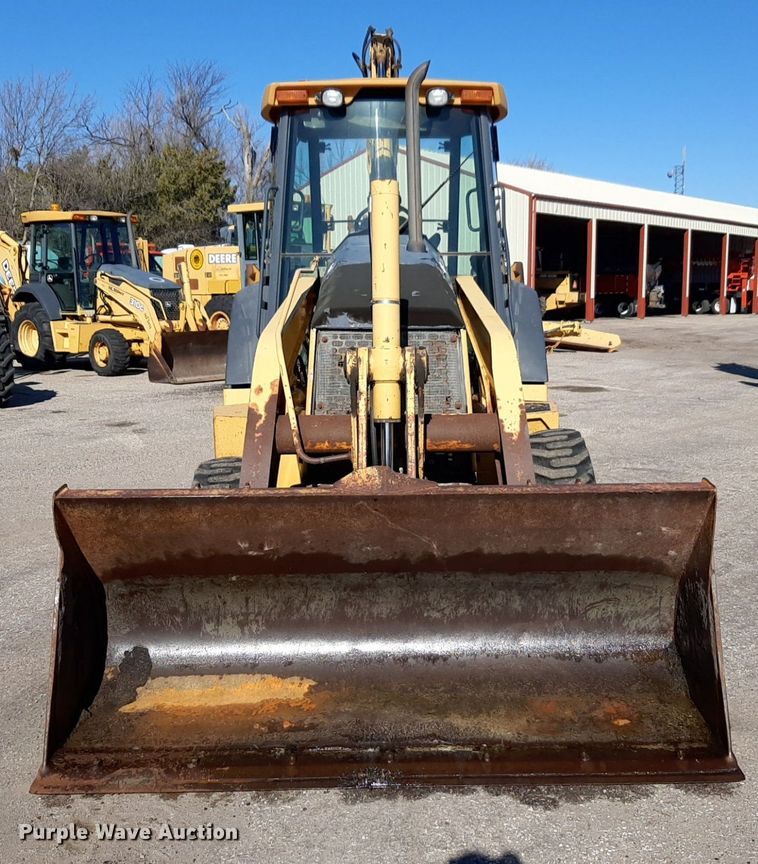 image for item NU9378 1998 John Deere 310G backhoe