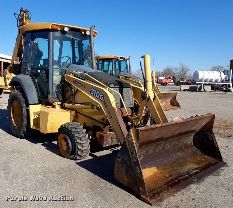 image for item NU9378 1998 John Deere 310G backhoe