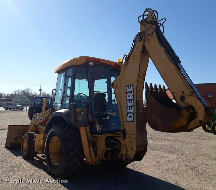 image for item NU9378 1998 John Deere 310G backhoe