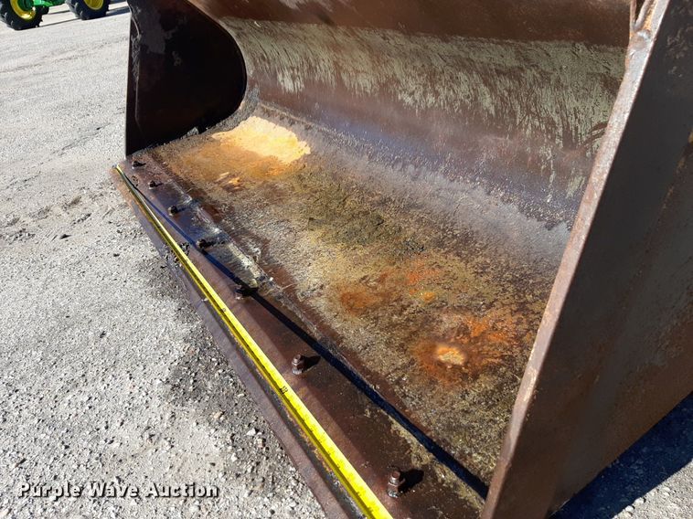 image for item NU9378 1998 John Deere 310G backhoe