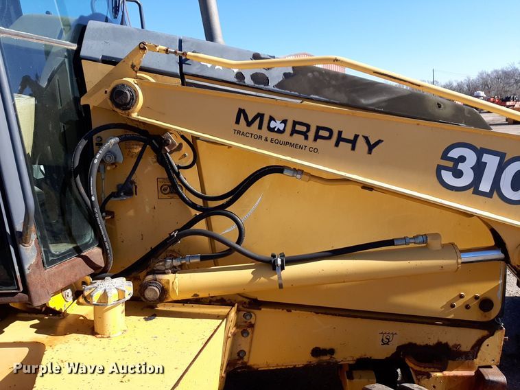 image for item NU9378 1998 John Deere 310G backhoe