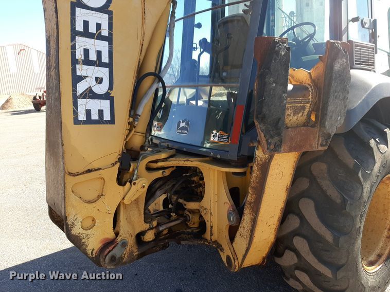 image for item NU9378 1998 John Deere 310G backhoe