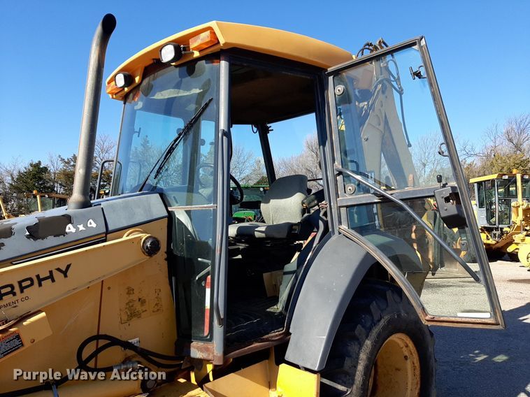 image for item NU9378 1998 John Deere 310G backhoe