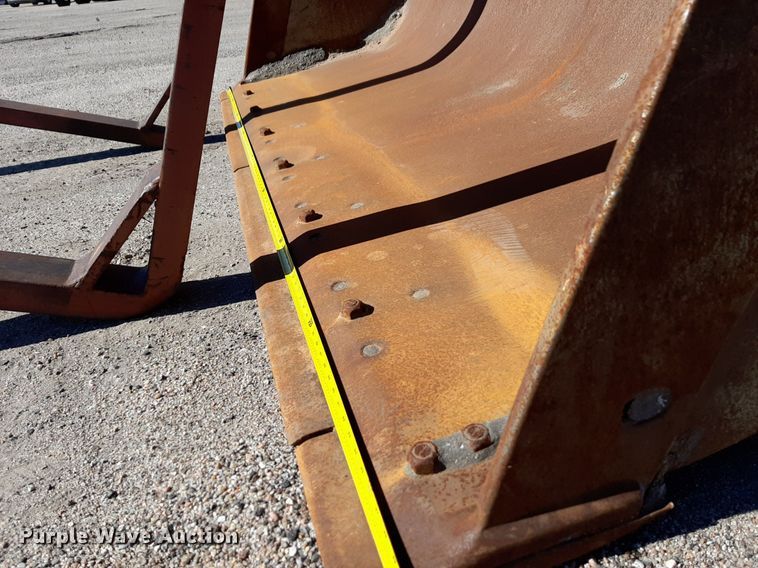 image for item NU9379 2005 John Deere 444J wheel loader