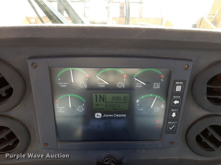 image for item NU9379 2005 John Deere 444J wheel loader