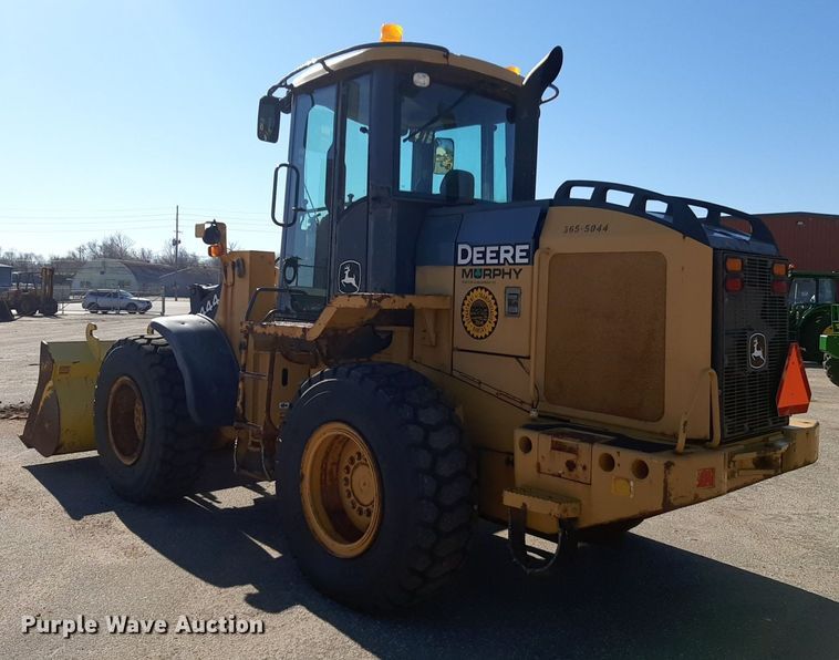 image for item NU9380 2005 John Deere 444J wheel loader