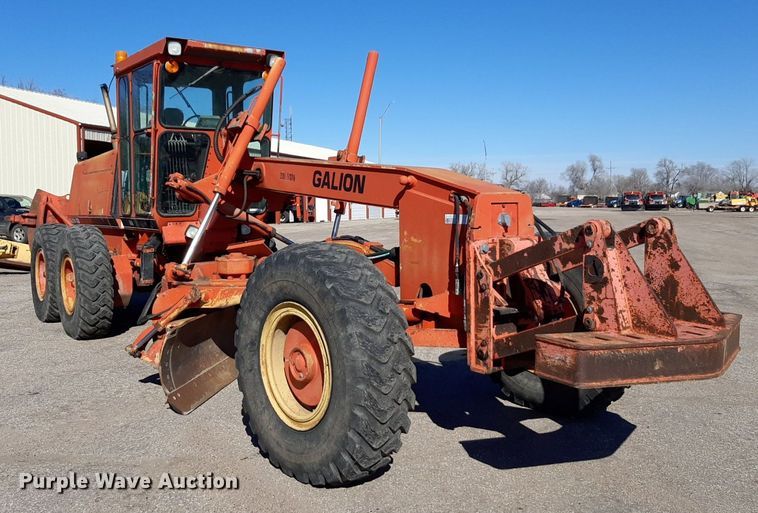 image for item NU9381 1997 Galion 830B motor grader