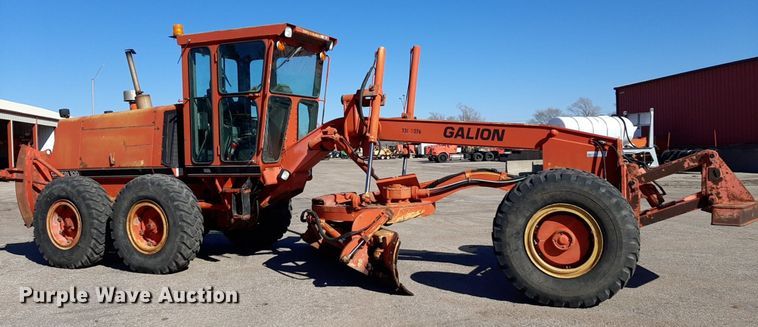image for item NU9381 1997 Galion 830B motor grader