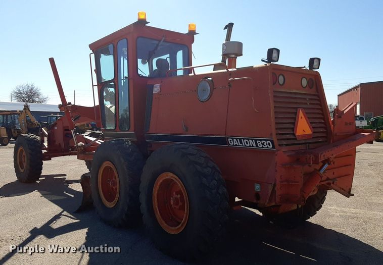 image for item NU9381 1997 Galion 830B motor grader
