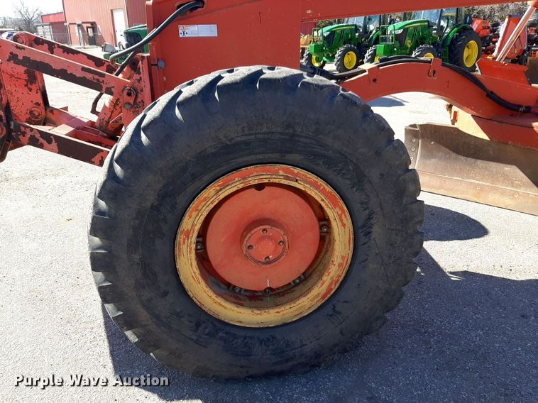 image for item NU9381 1997 Galion 830B motor grader