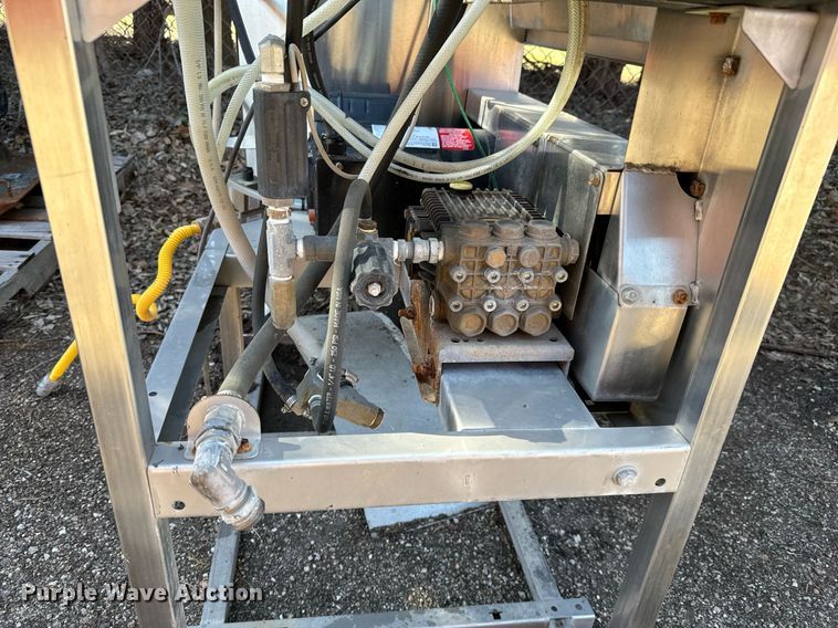 image for item NU9385 2015 Hydro Tek HN20004E2G pressure steamer