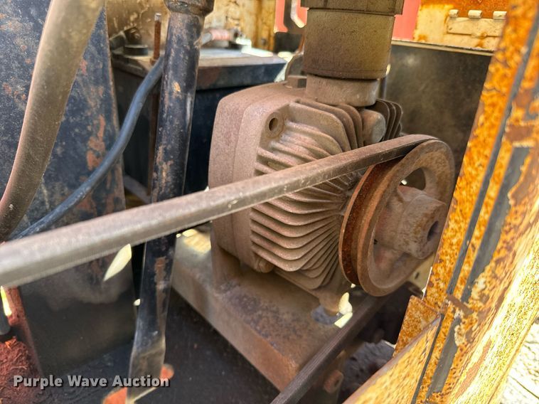 image for item NU9386 1994 Cimline Econo-Drive concrete saw