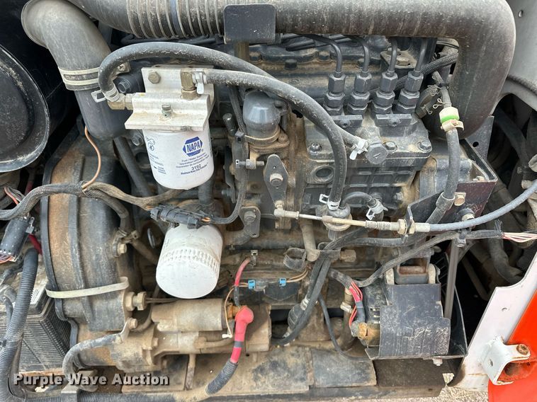 image for item OA9505 Bobcat S220 skid steer loader