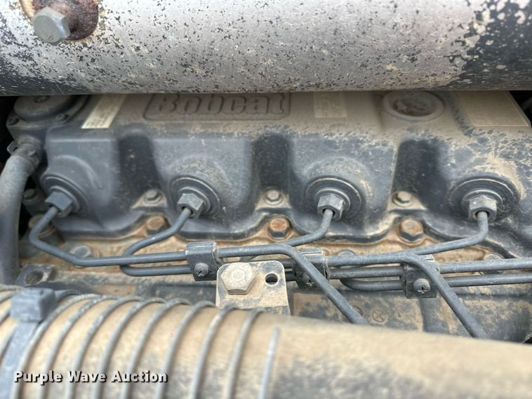 image for item OA9505 Bobcat S220 skid steer loader