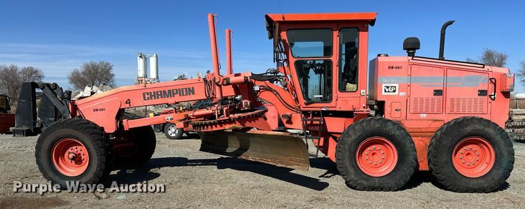 image for item OA9514 Champion 710A motor grader