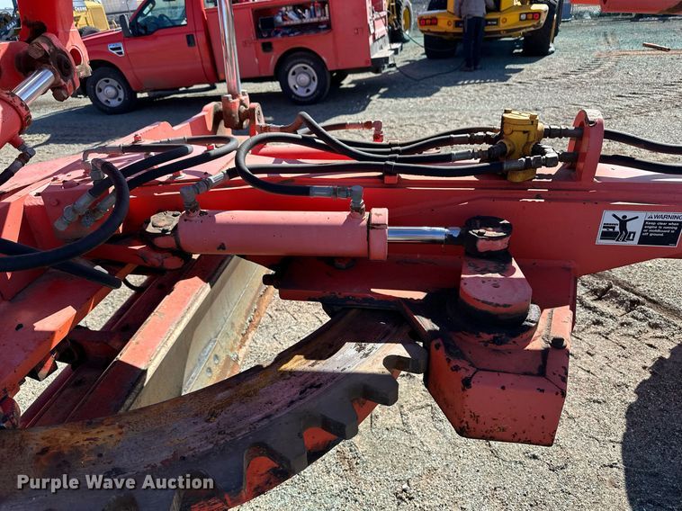 image for item OA9514 Champion 710A motor grader