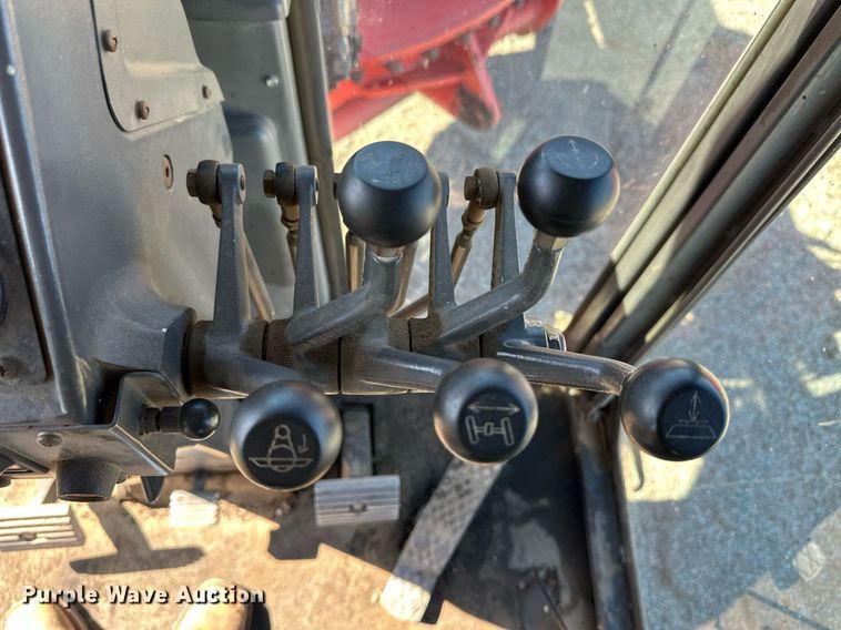 image for item OA9514 Champion 710A motor grader