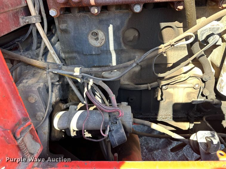 image for item OA9514 Champion 710A motor grader