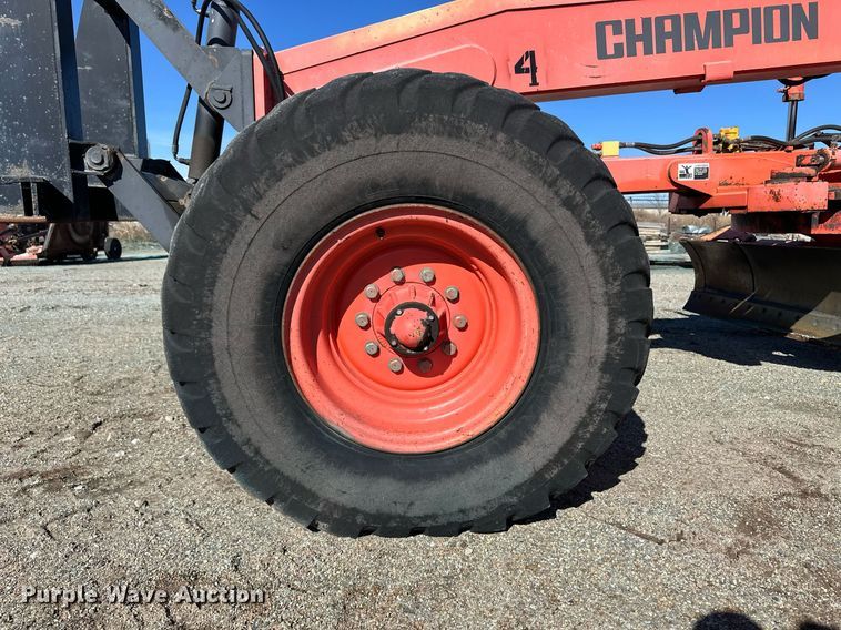 image for item OA9514 Champion 710A motor grader