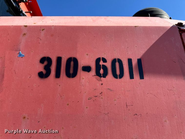 image for item OA9514 Champion 710A motor grader