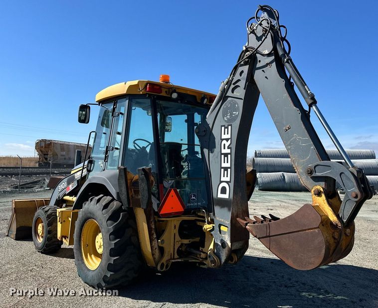 image for item OA9516 2007 John Deere 310J backhoe