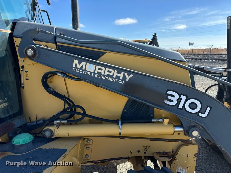 image for item OA9516 2007 John Deere 310J backhoe