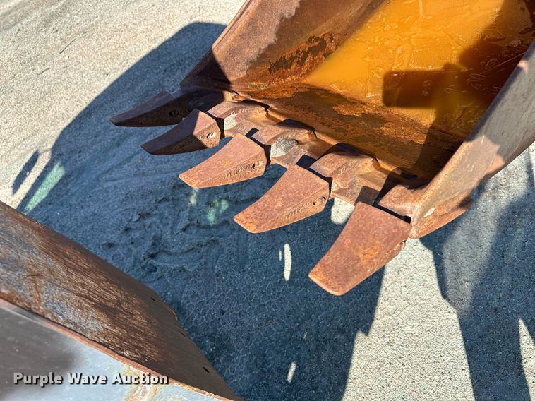 image for item OA9516 2007 John Deere 310J backhoe