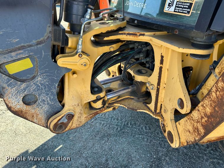 image for item OA9516 2007 John Deere 310J backhoe