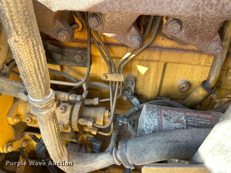 image for item OA9516 2007 John Deere 310J backhoe