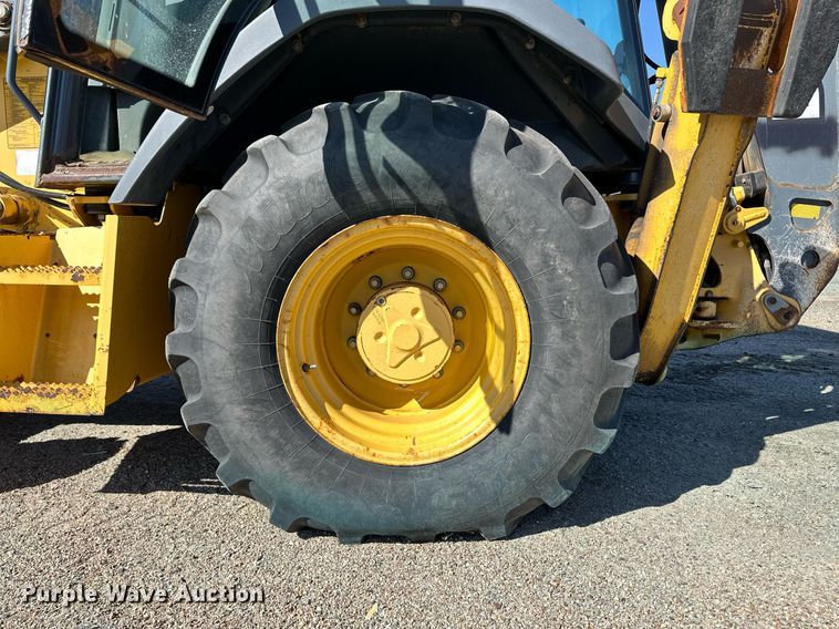 image for item OA9516 2007 John Deere 310J backhoe