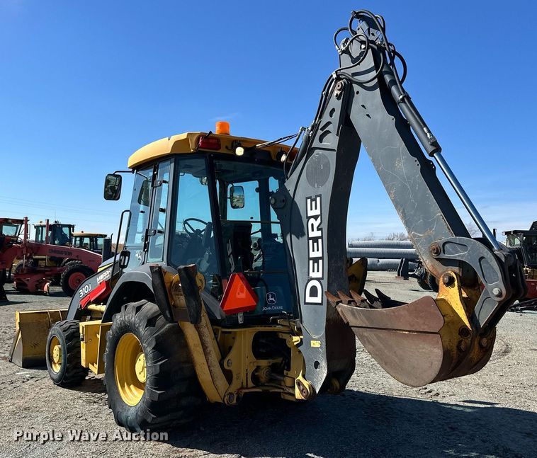 image for item OA9517 2008 John Deere 310J backhoe