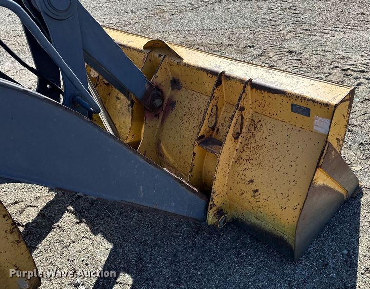 image for item OA9517 2008 John Deere 310J backhoe