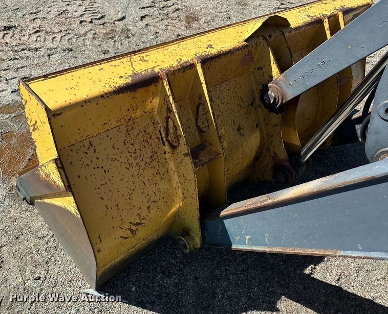 image for item OA9517 2008 John Deere 310J backhoe