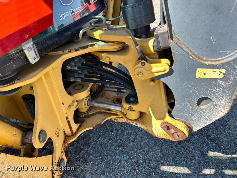 image for item OA9517 2008 John Deere 310J backhoe