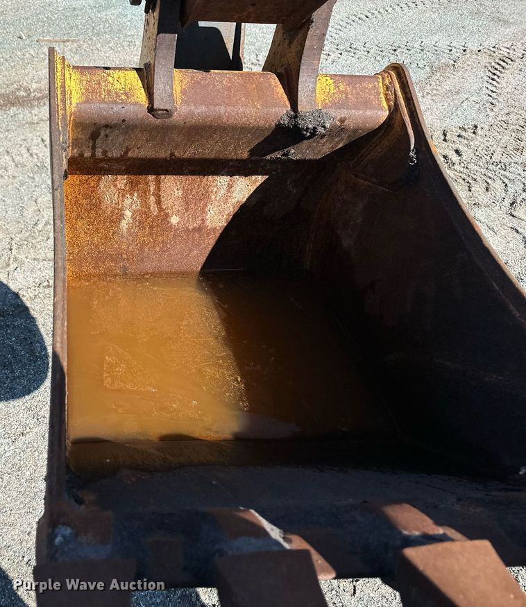 image for item OA9517 2008 John Deere 310J backhoe