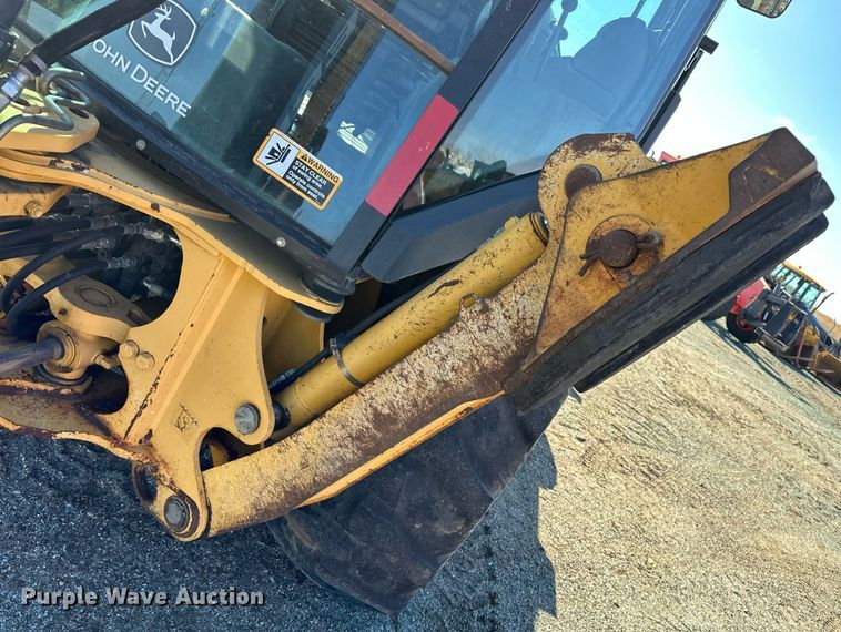 image for item OA9517 2008 John Deere 310J backhoe
