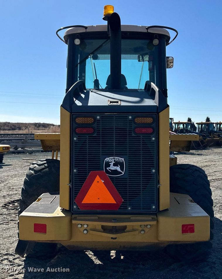 image for item OA9519 2006 John Deere 444J wheel loader