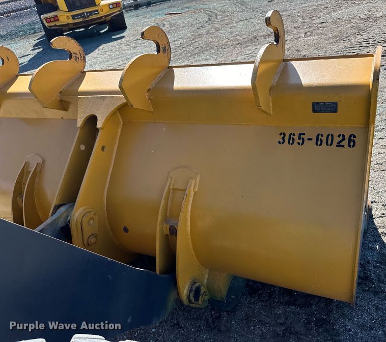 image for item OA9519 2006 John Deere 444J wheel loader