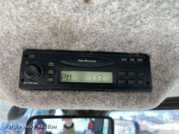 image for item OA9519 2006 John Deere 444J wheel loader