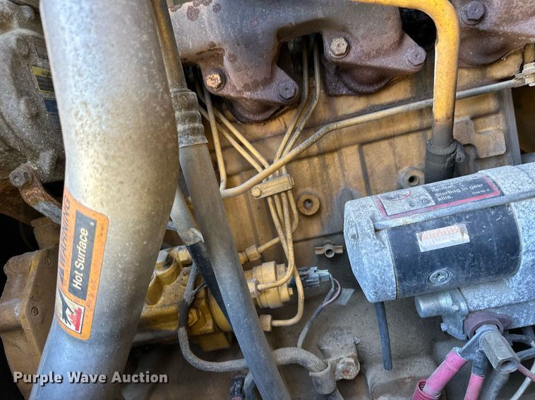 image for item OA9519 2006 John Deere 444J wheel loader