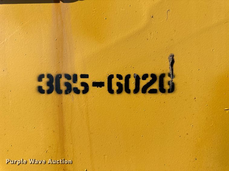 image for item OA9519 2006 John Deere 444J wheel loader