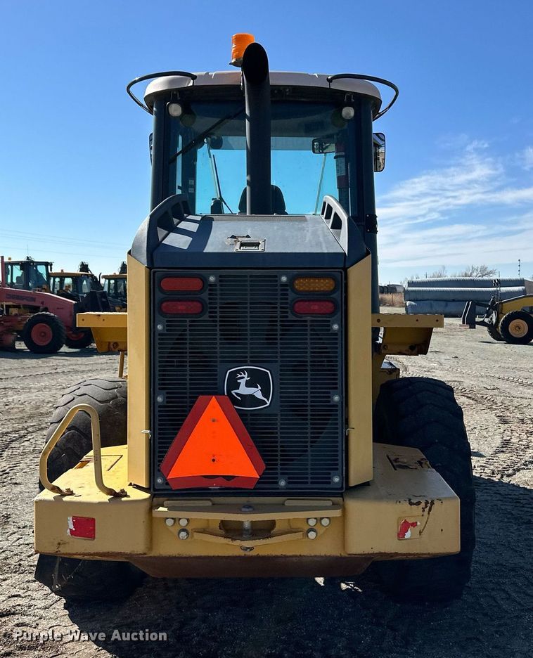 image for item OA9520 2006 John Deere 444J wheel loader