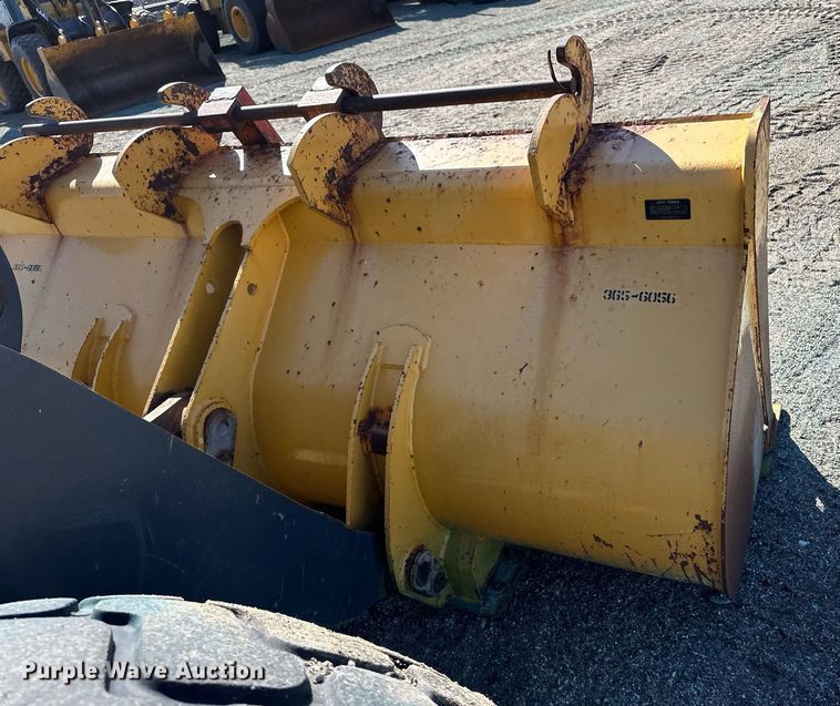 image for item OA9520 2006 John Deere 444J wheel loader