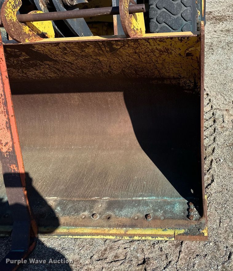 image for item OA9520 2006 John Deere 444J wheel loader