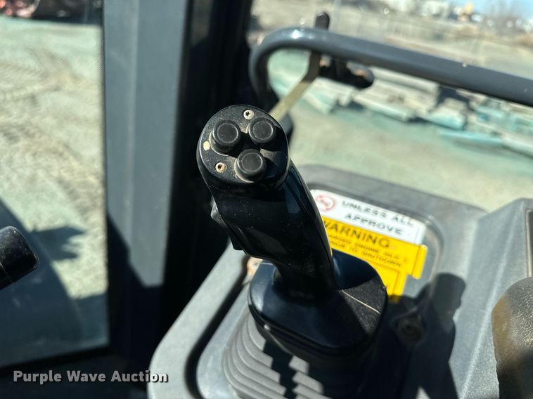 image for item OA9520 2006 John Deere 444J wheel loader