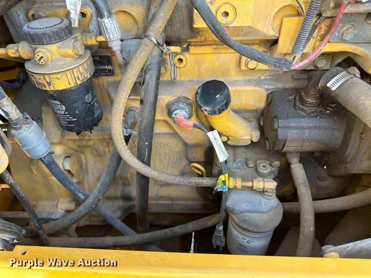 image for item OA9520 2006 John Deere 444J wheel loader