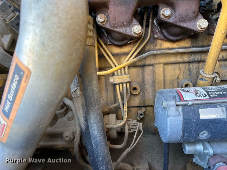 image for item OA9520 2006 John Deere 444J wheel loader