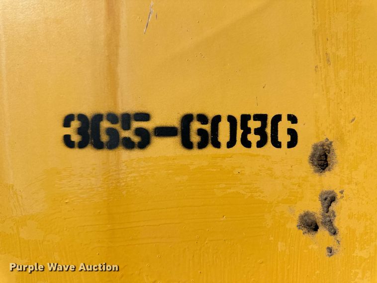 image for item OA9520 2006 John Deere 444J wheel loader