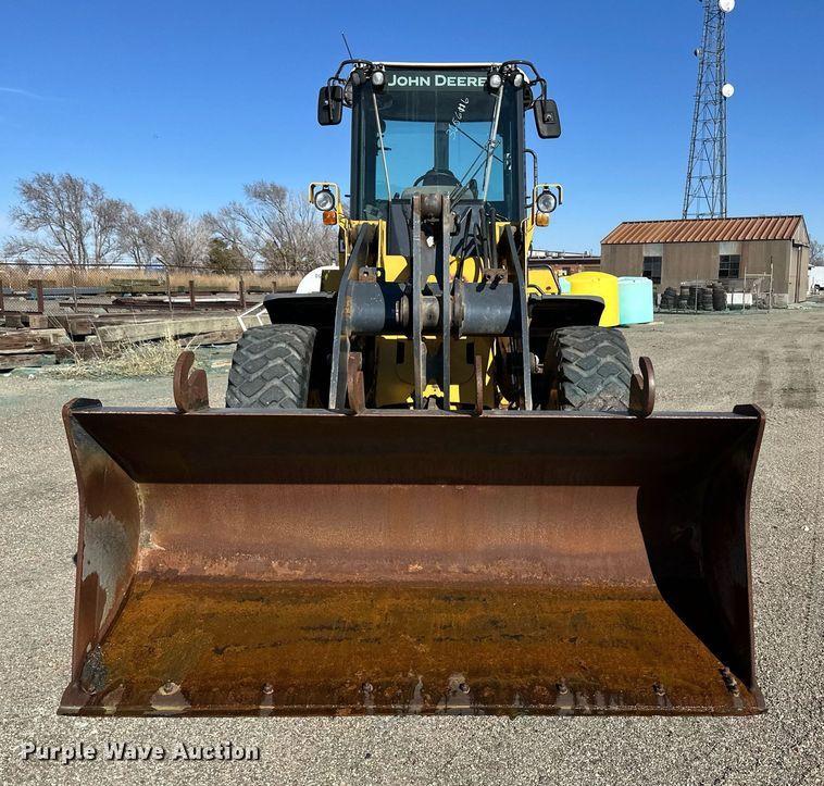 image for item OA9521 2006 John Deere 444J wheel loader