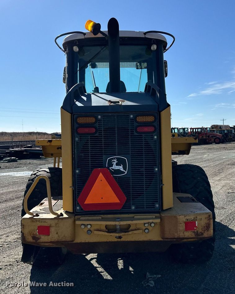 image for item OA9521 2006 John Deere 444J wheel loader